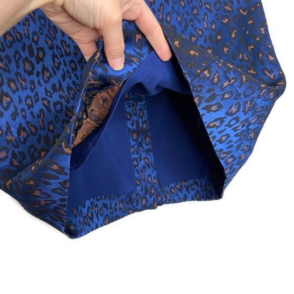 Banana Republic Cobalt Blue Leopard Print Button Front Skirt - Picture 6 of 11